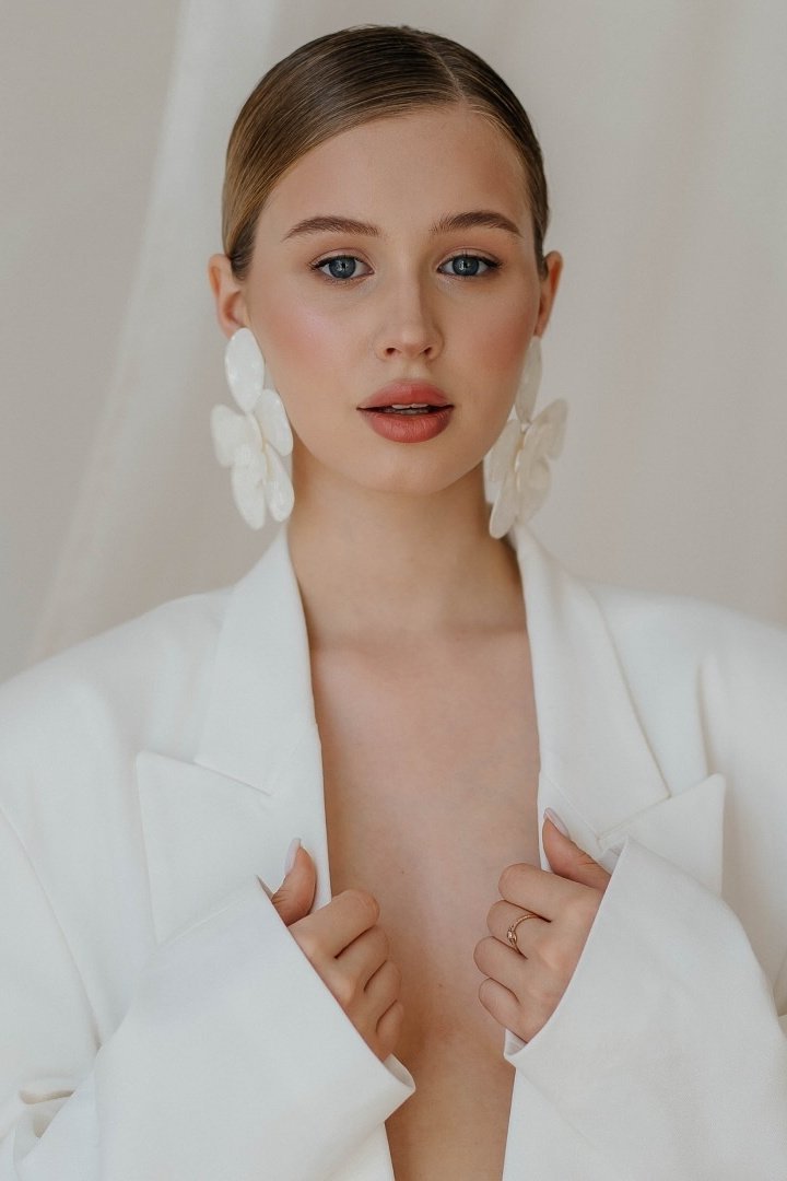 Oversized Acrylic Flower Earrings-Sunfere