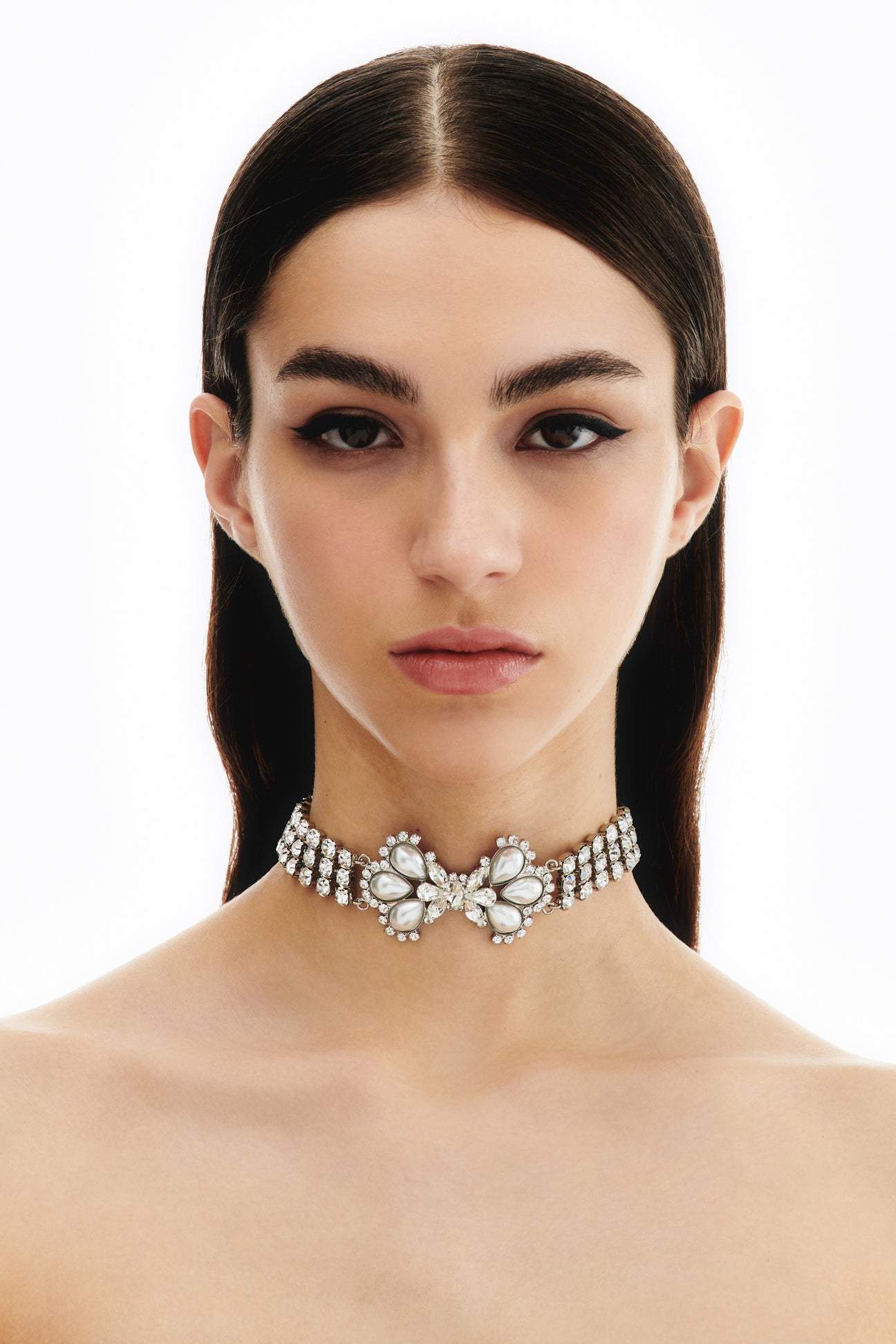 Pearl Bow-tie Diamante Choker-Sunfere