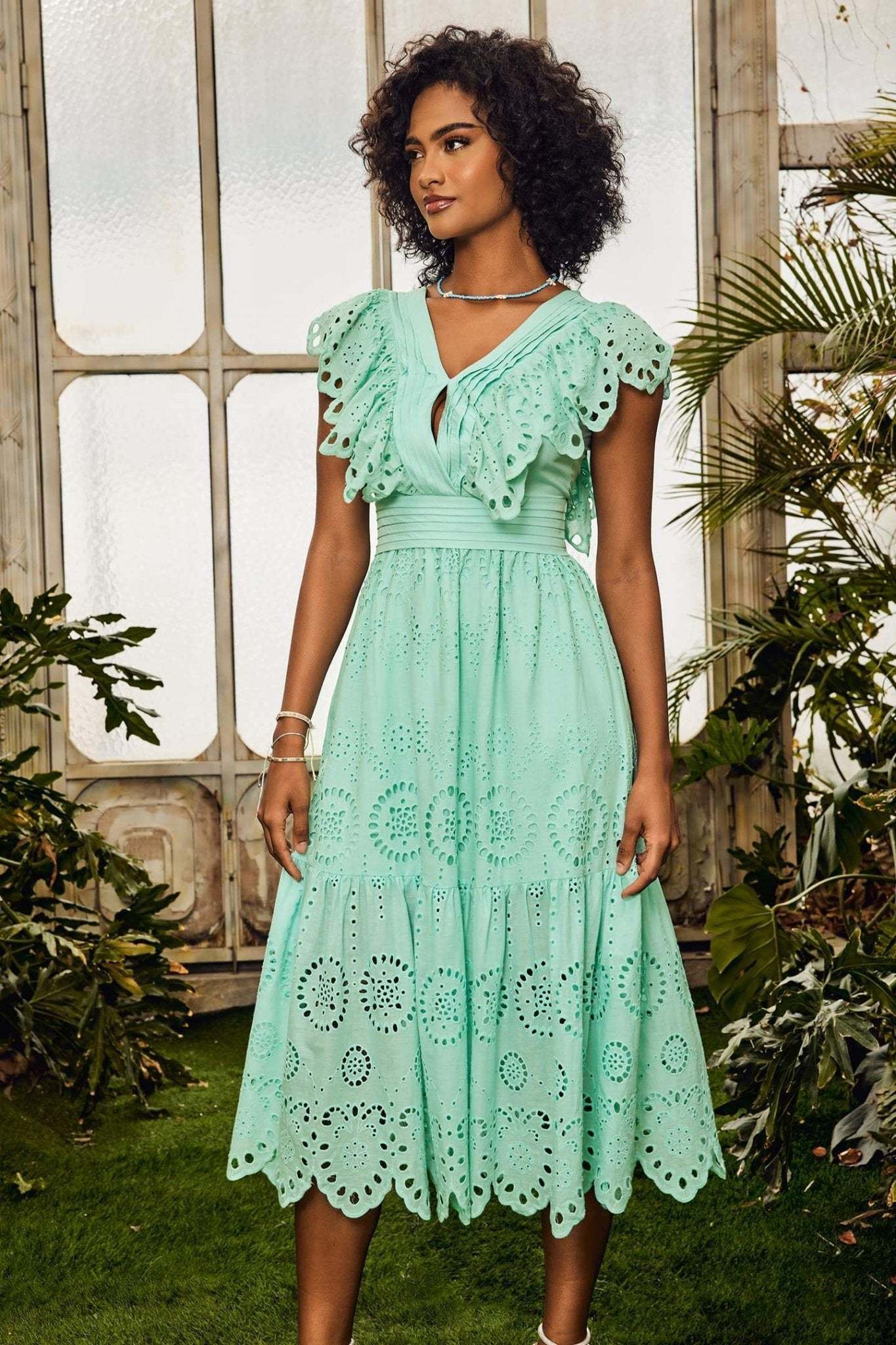 Ruth V-neck Ruffled Midi Dress-Sunfere