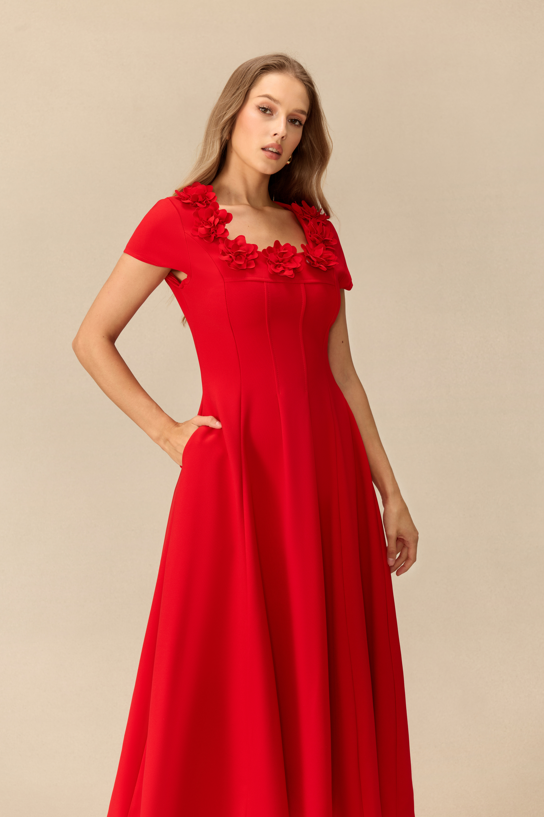 Little Romance Floral Trim Short Sleeve Midi Dress