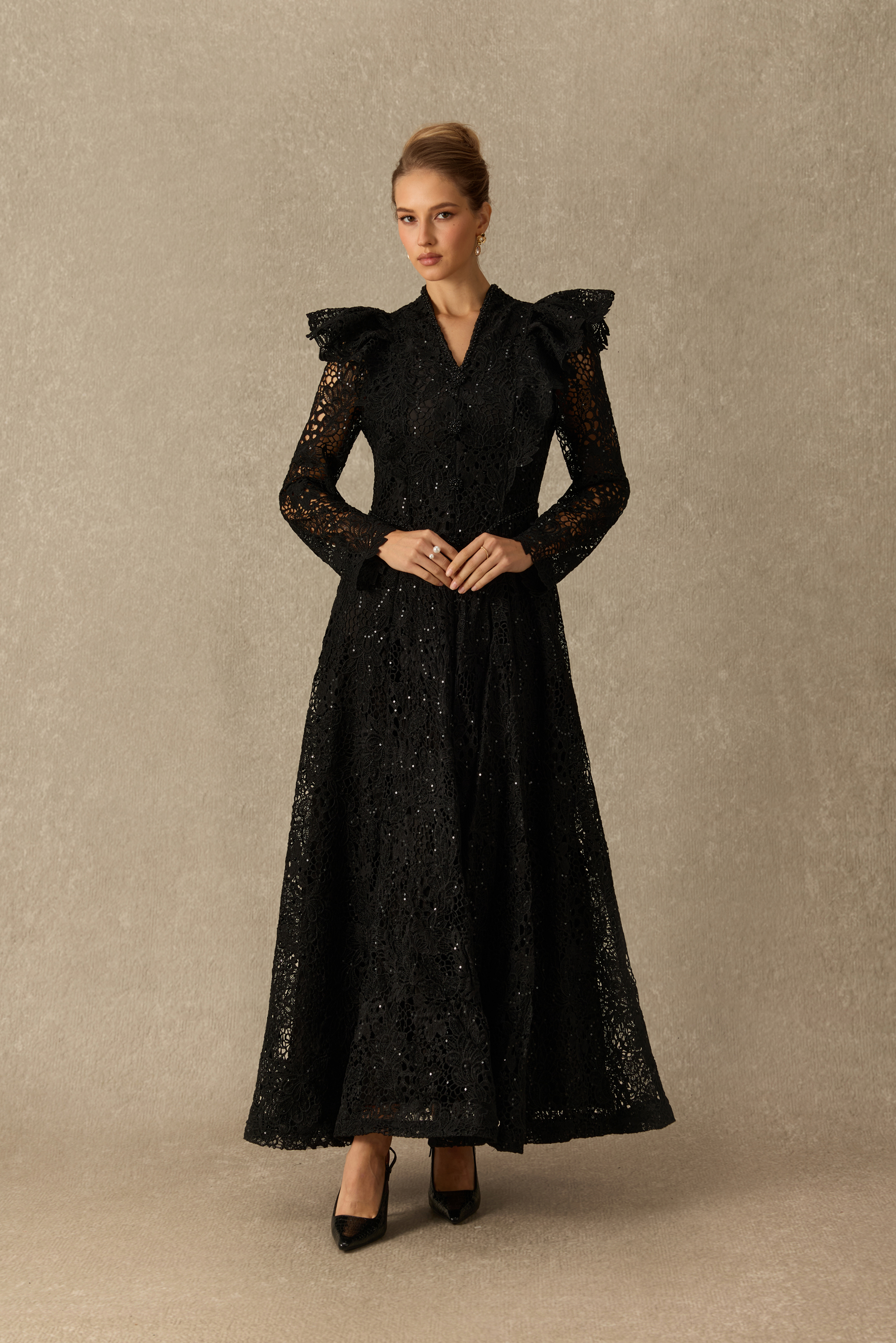Star Of The Night Ruffle Shoulder Floral Lace Maxi Dress