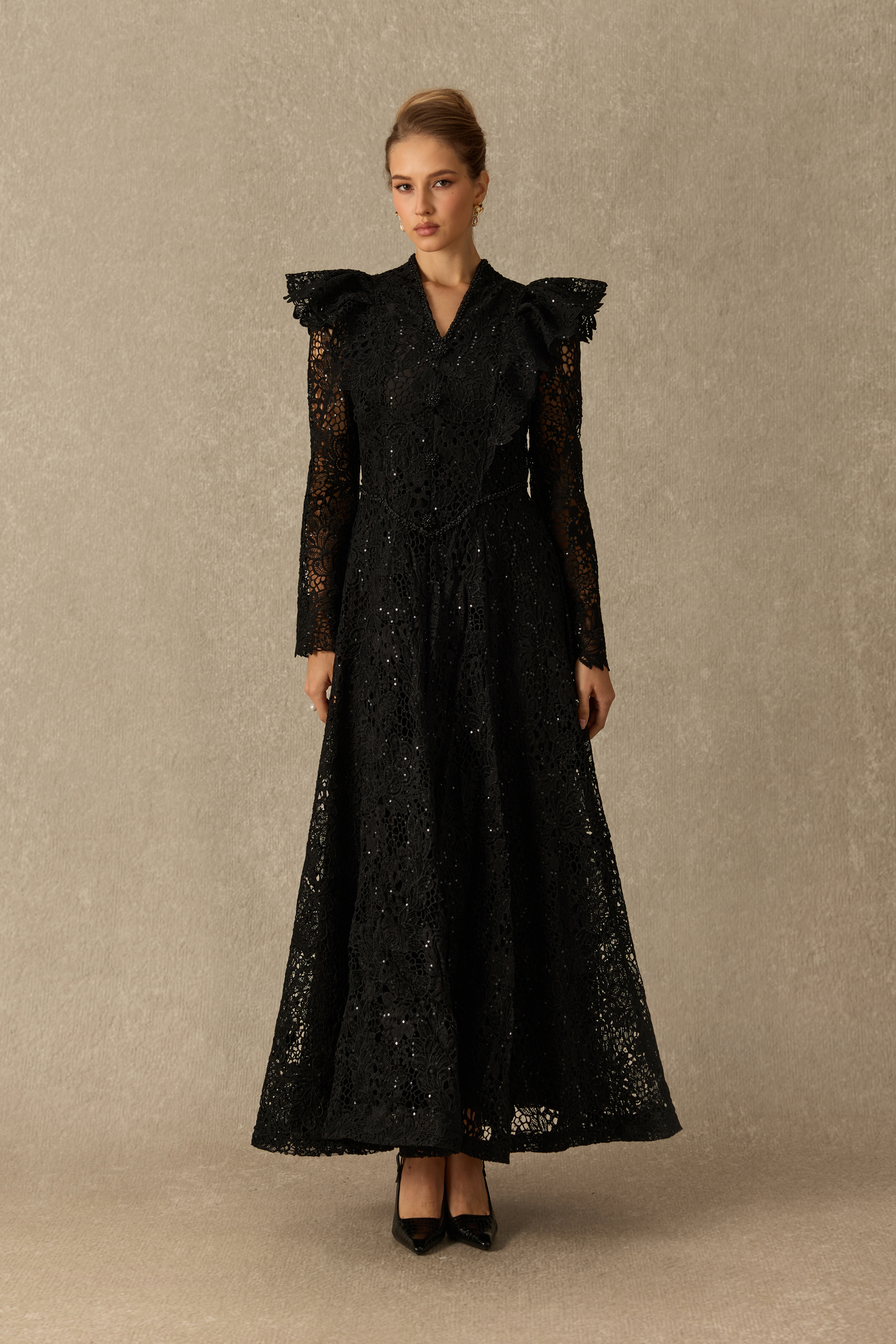 Star Of The Night Ruffle Shoulder Floral Lace Maxi Dress