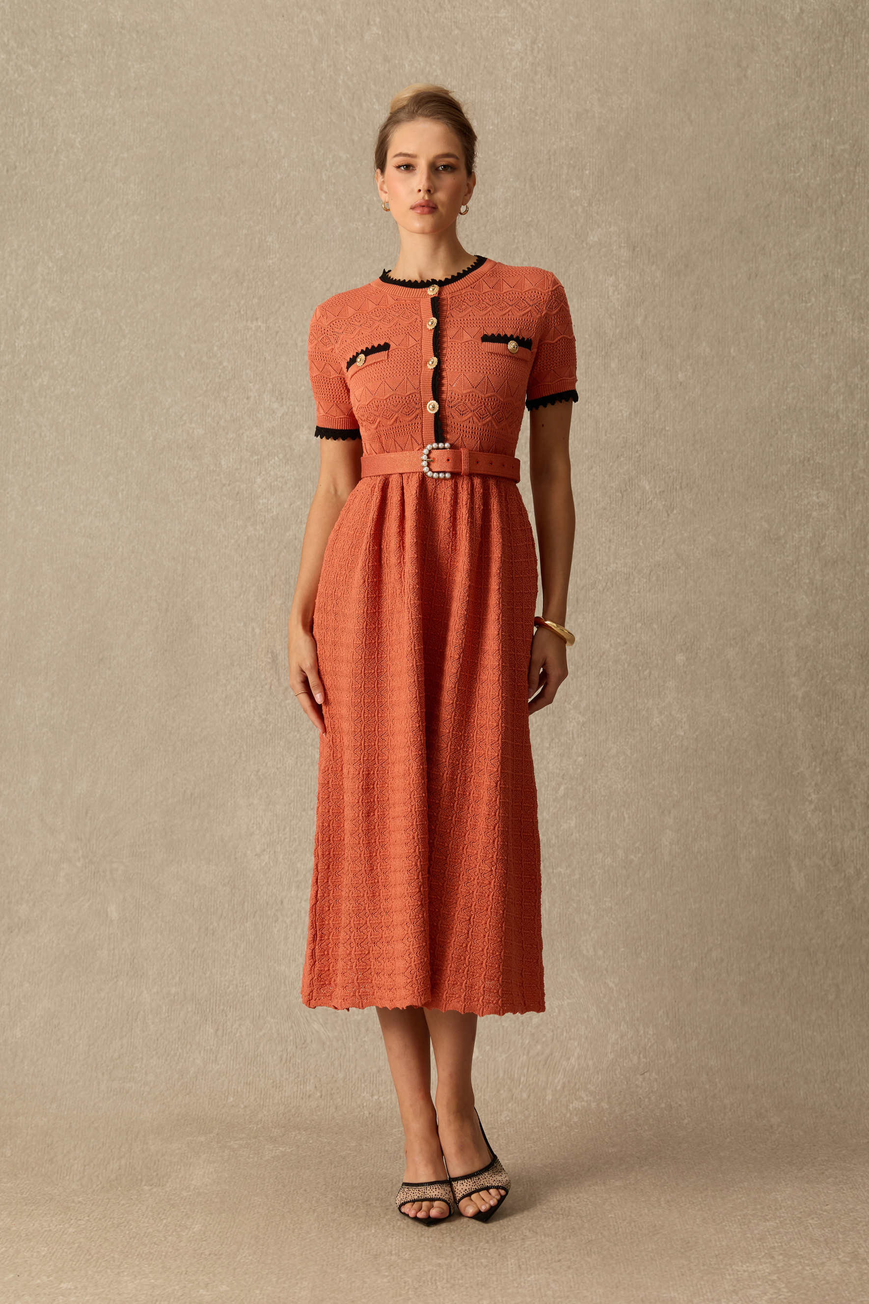 Remarkable Taste Short Sleeve Contrast Trim Knit Midi Dress