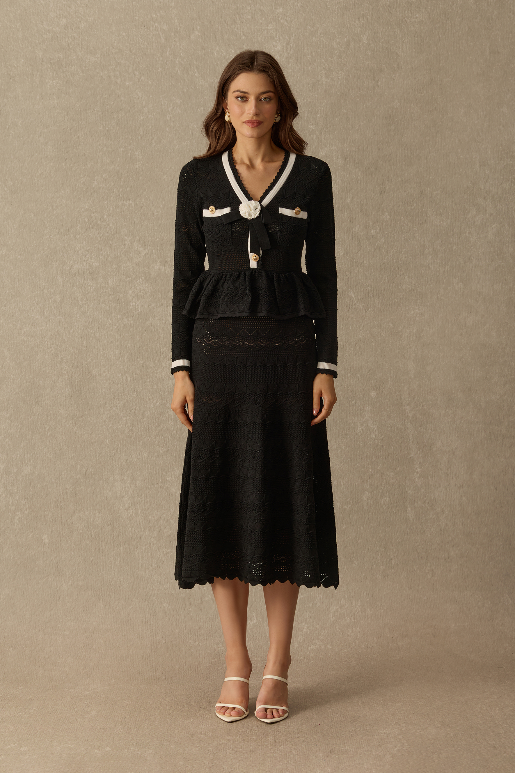 Lady Of Class V Neck Contrast Trim Knit Midi Dress