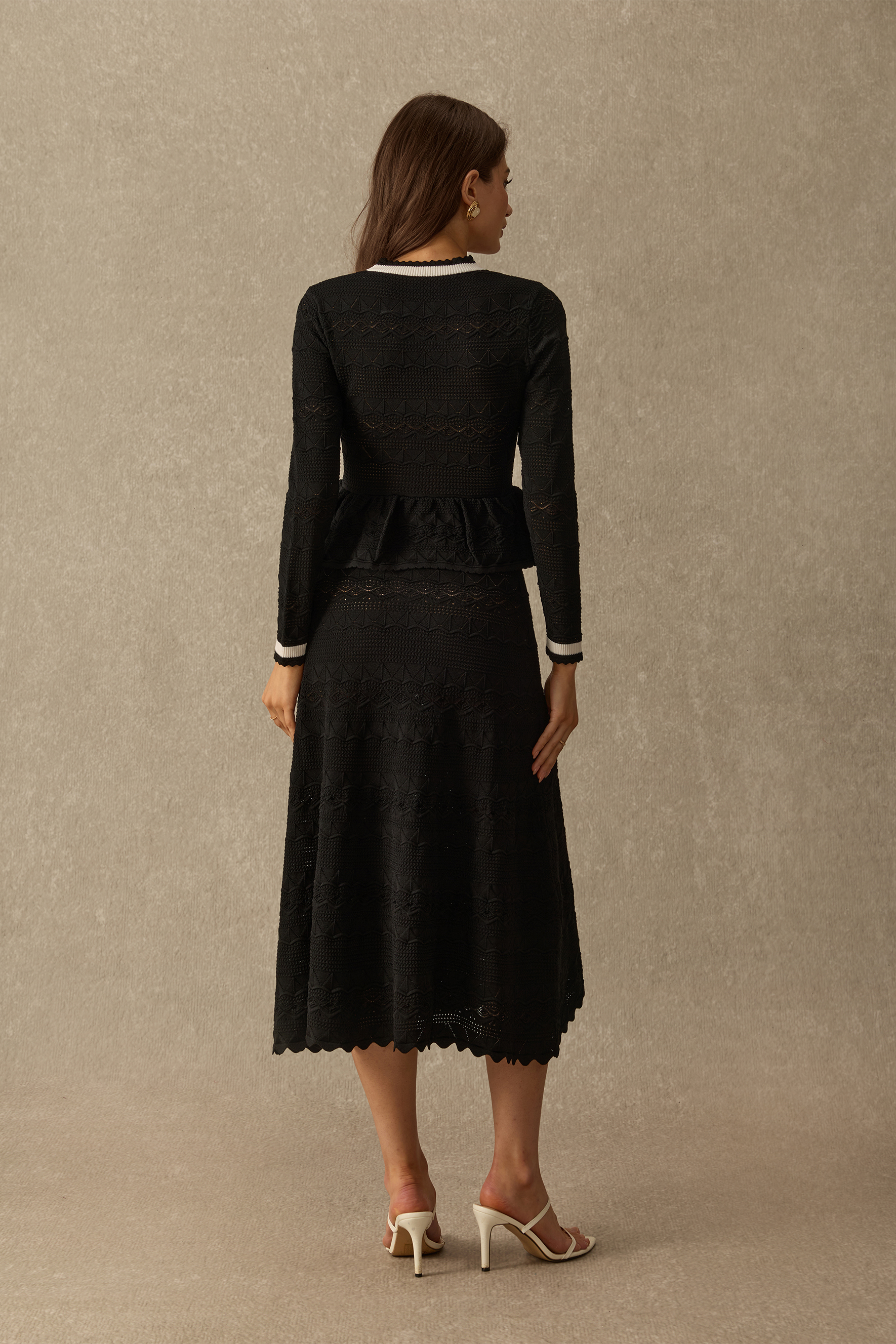 Lady Of Class V Neck Contrast Trim Knit Midi Dress