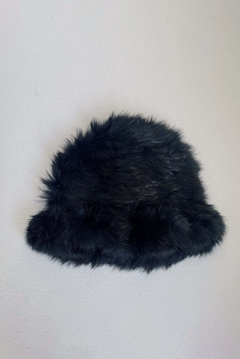 accessories-Susie Furry Teddy Bucket Hat-SA00612052005-Black-One Size - Sunfere