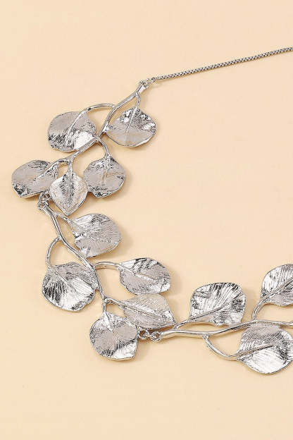 accessories-Textured Gingkgo Leaf Necklace-SA00209071367-Silver - Sunfere