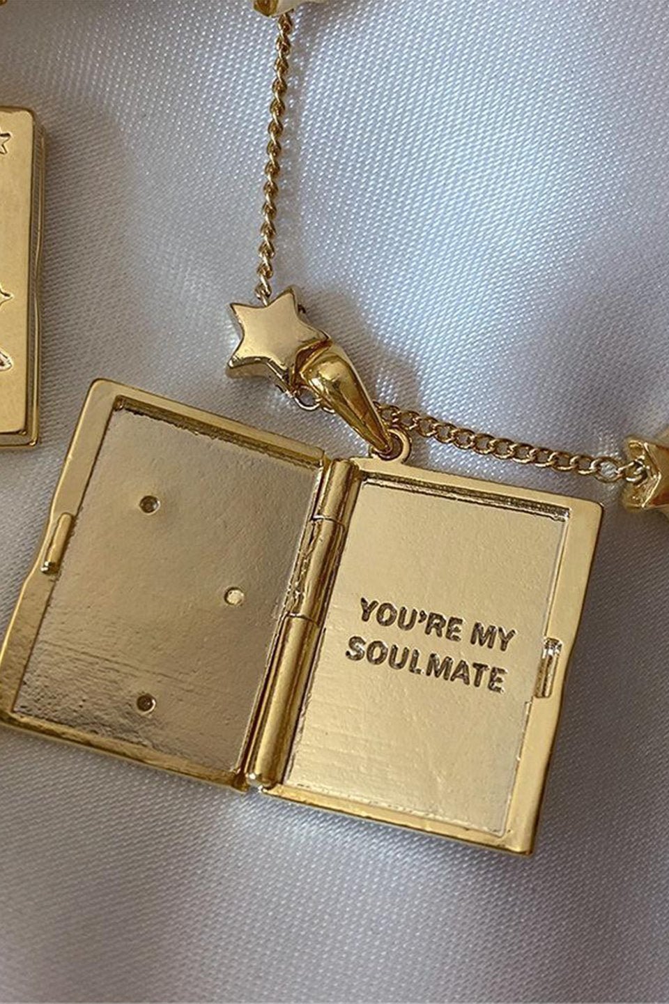 ??You're My Soulmate?�� Openable Constellation Book Necklace-Sunfere