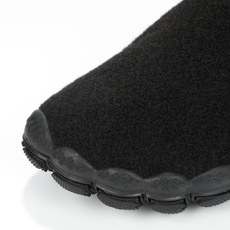mens womens comfortable winter slippers non slip indoor shoes details 2