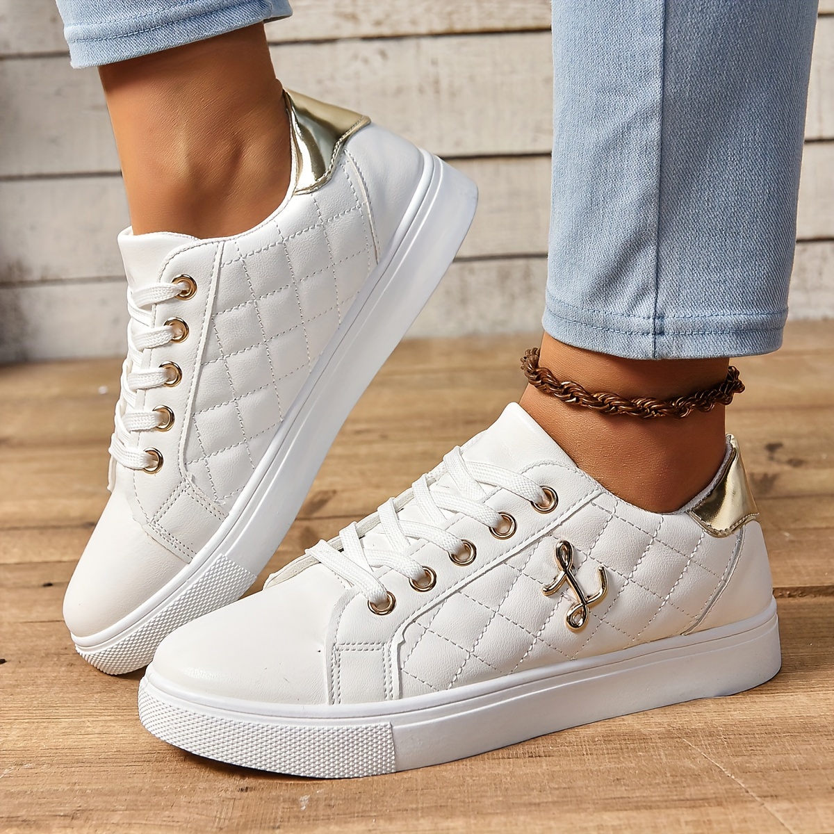 women s quilted pattern sneakers lace lightweight soft sole details 0