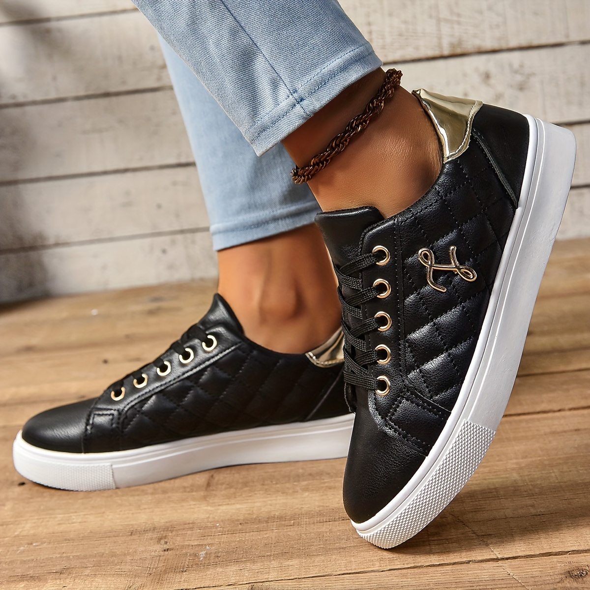 women s quilted pattern sneakers lace lightweight soft sole details 2