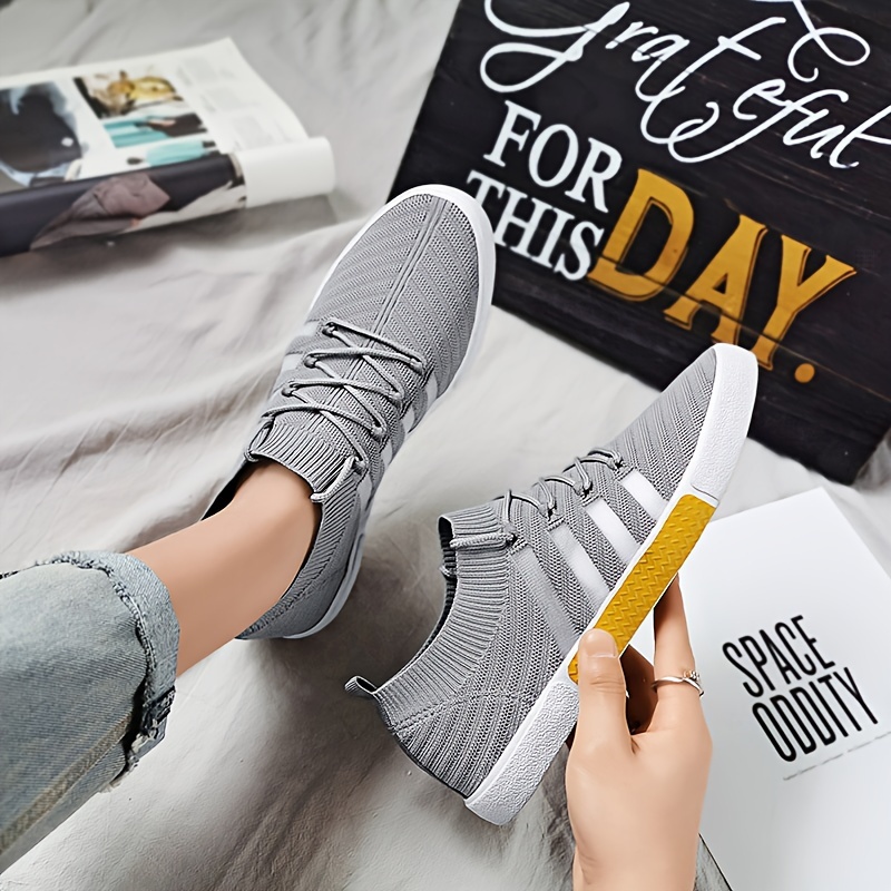 striped skateboard shoes men s trendy woven knit breathable details 4
