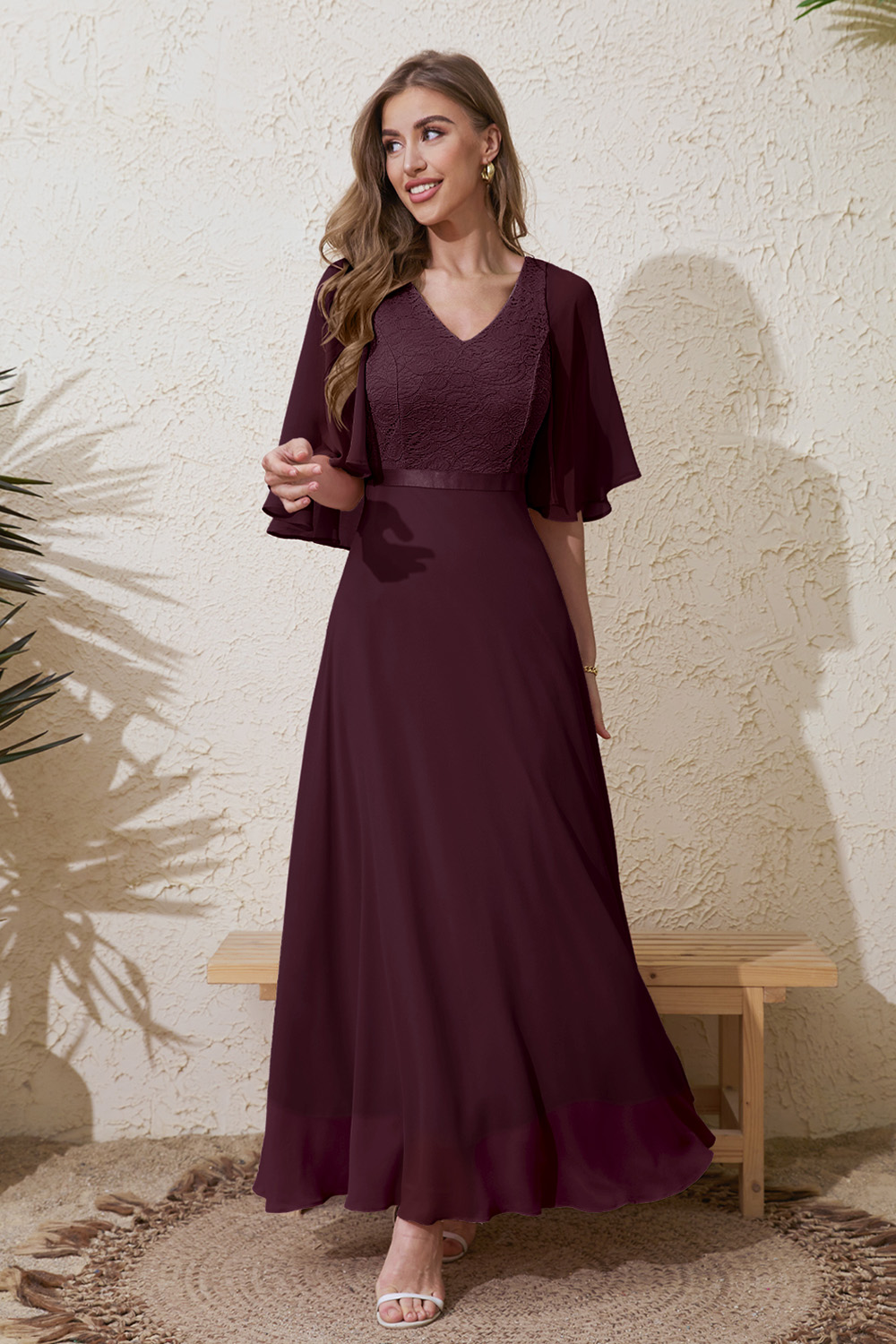 Elegant Burgundy V-Neck Chiffon Evening Gown for Formal Occasions