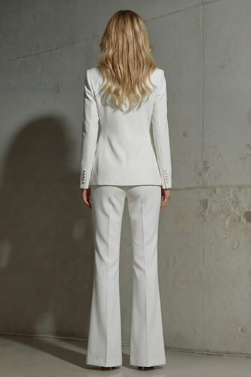 Sparkly White 2 Piece Shawl Lapel Party Suits with Sequins