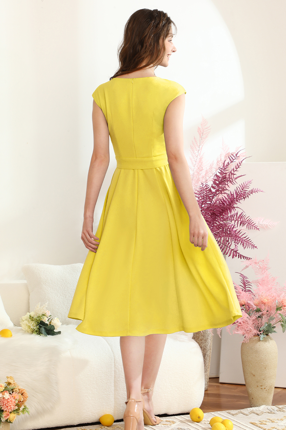 A-Line Knee-Length Yellow Cocktail Dress with Cap Sleeves, Vintage Style, Unique and Elegant