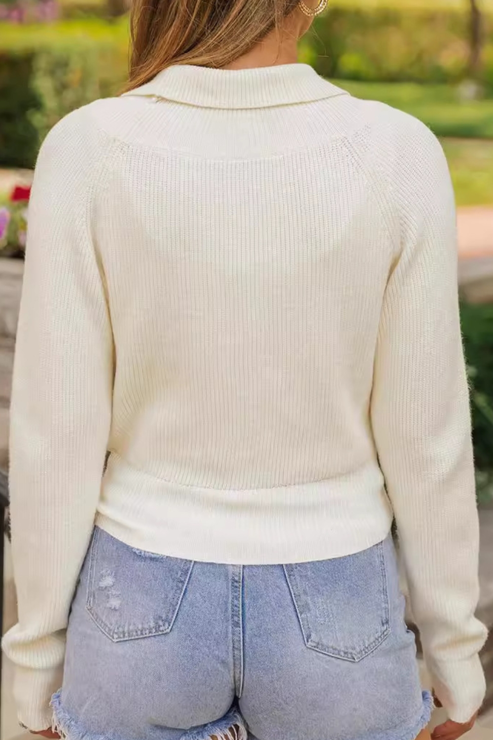 White V-Neck Ruffled Hem Pullover Sweater
