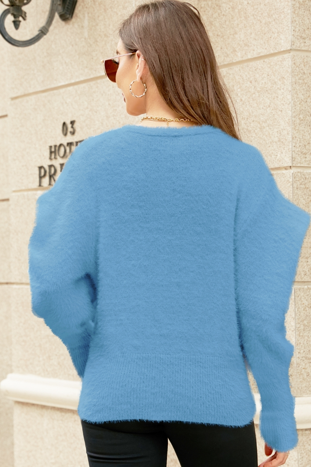 Chic Fall/Winter Acrylic Knit Cardigan with V-Neck and Puff Sleeves