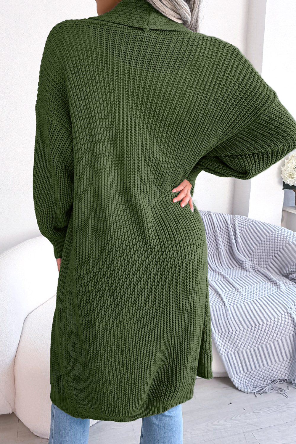 Simple and elegant fine sweater solid color coat
