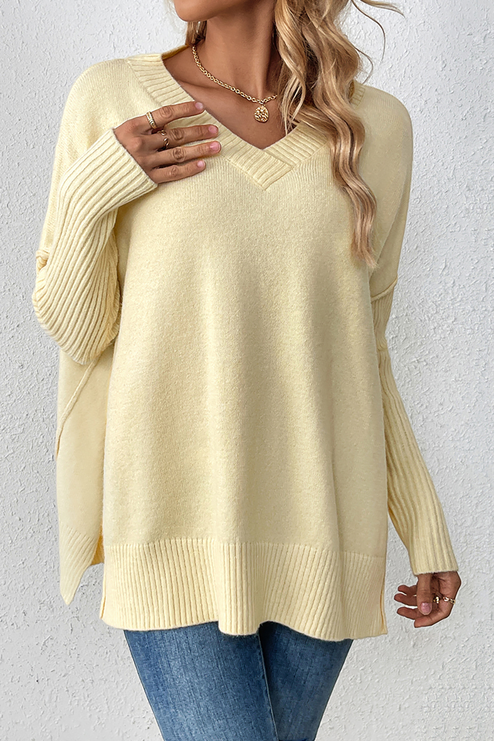 Long-Sleeve V-Neck Arctic Velvet Casual Sweater
