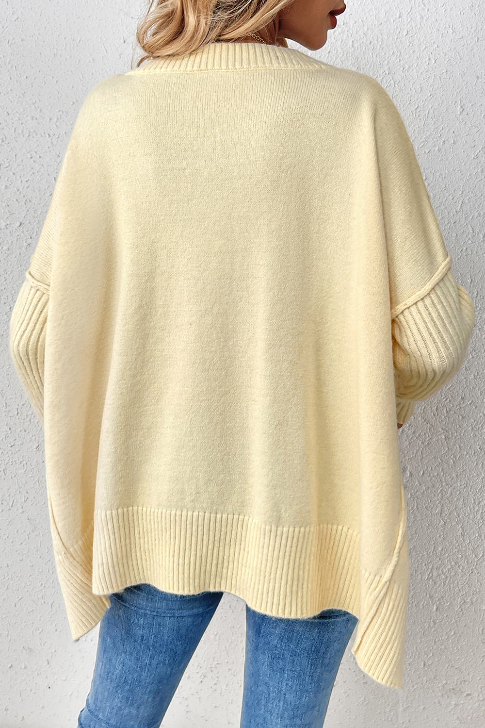 Long-Sleeve V-Neck Arctic Velvet Casual Sweater