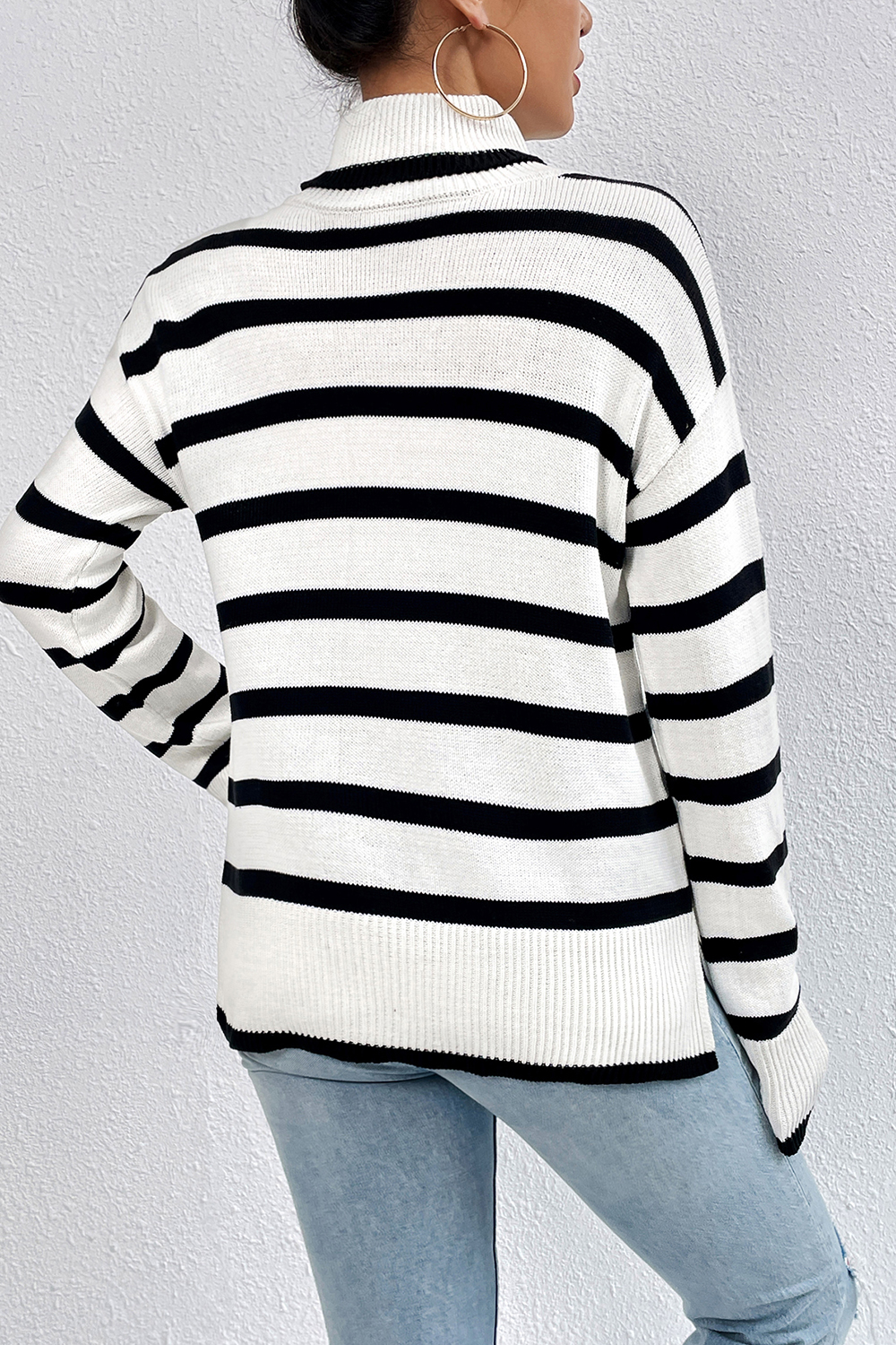 Slim-Fit Turtleneck Color-Block Elegant Striped Long-Sleeve Sweater