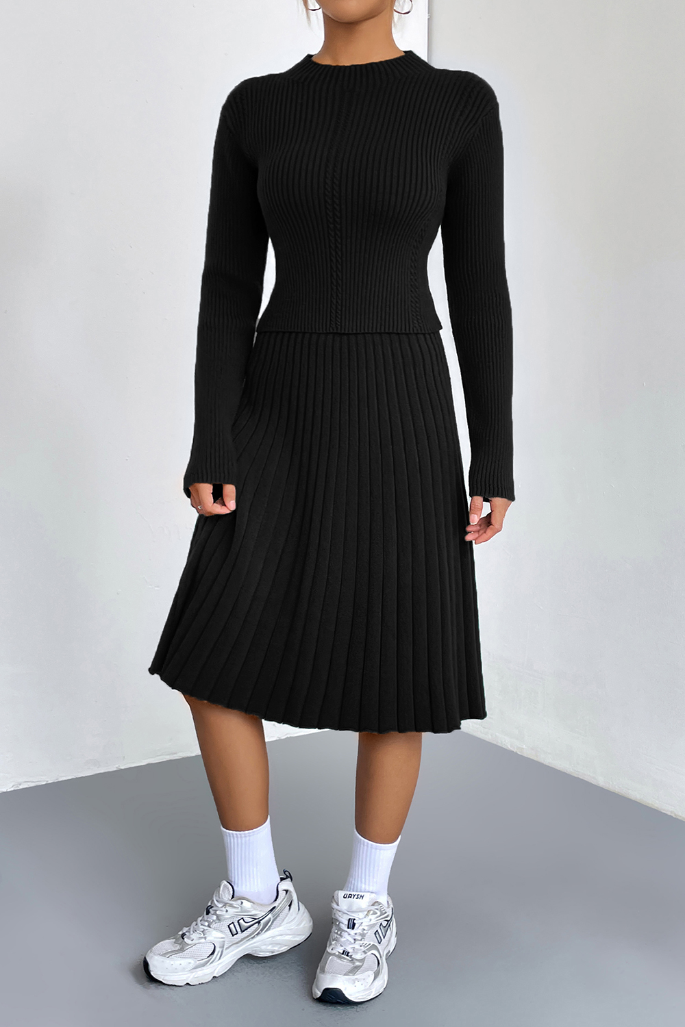 Long-Sleeve Solid Color Round-Neck Pleated Elegant Two-Piece Sweater Dress