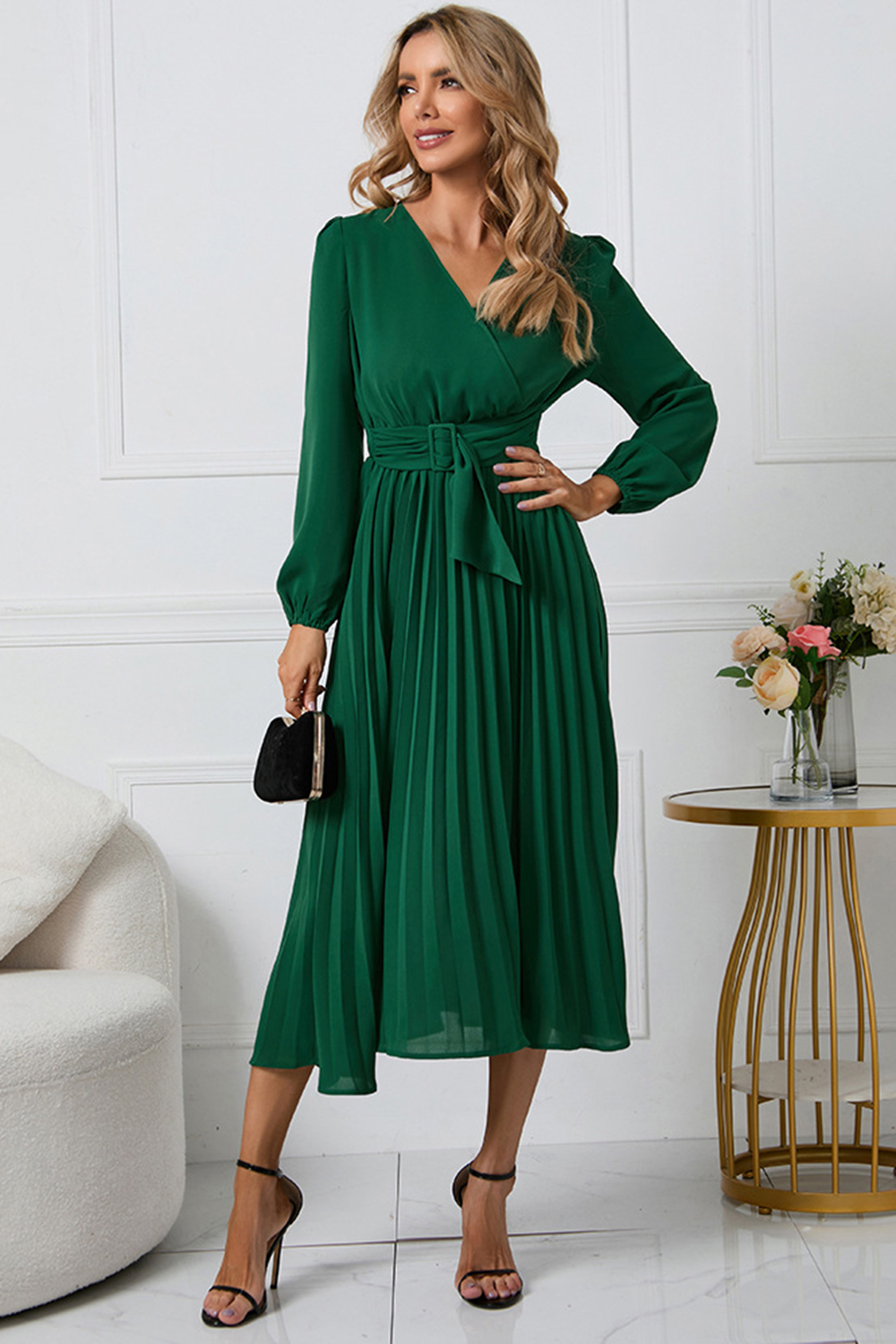 Elegant slim fitA-line Waist V-neck pleated cocktail dress