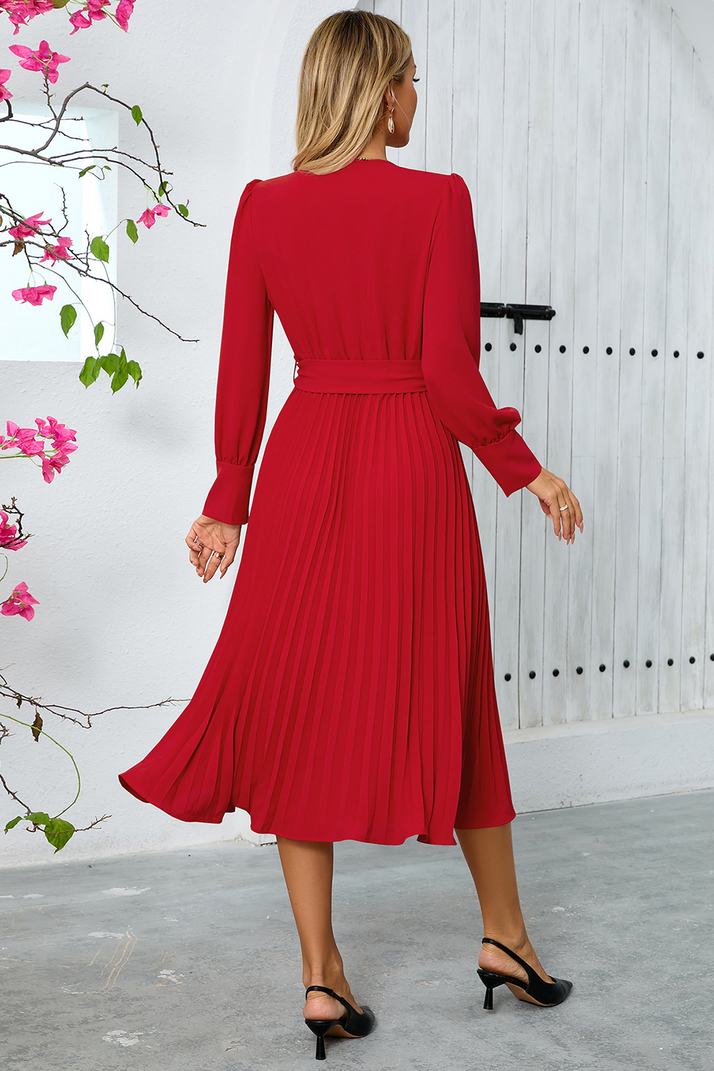 Waist-Cinching Long Sleeve Deep V-Neck Ruched Cocktail Dress