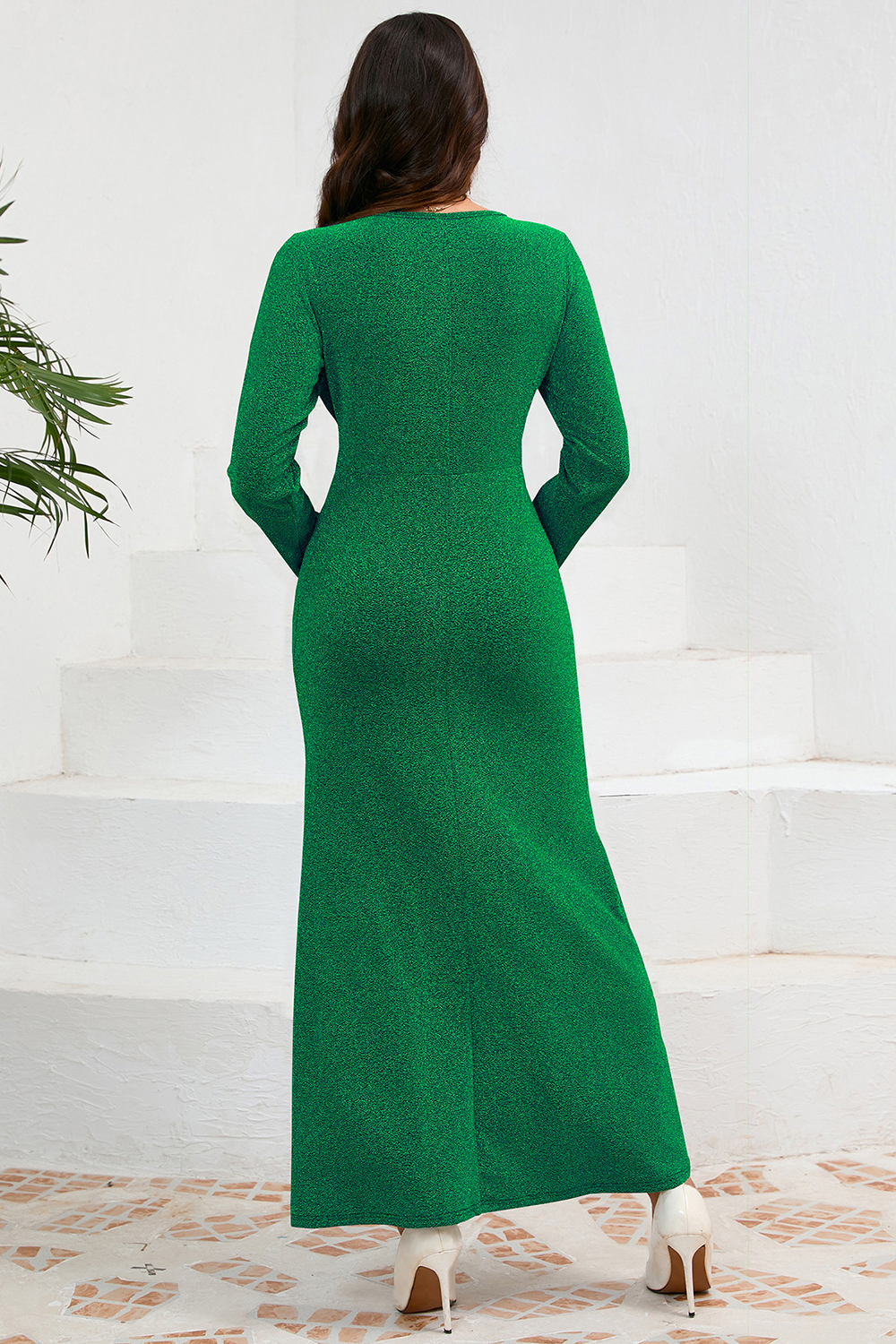 Fitted Long Sleeve Round Neck Ruched Cocktail Dress