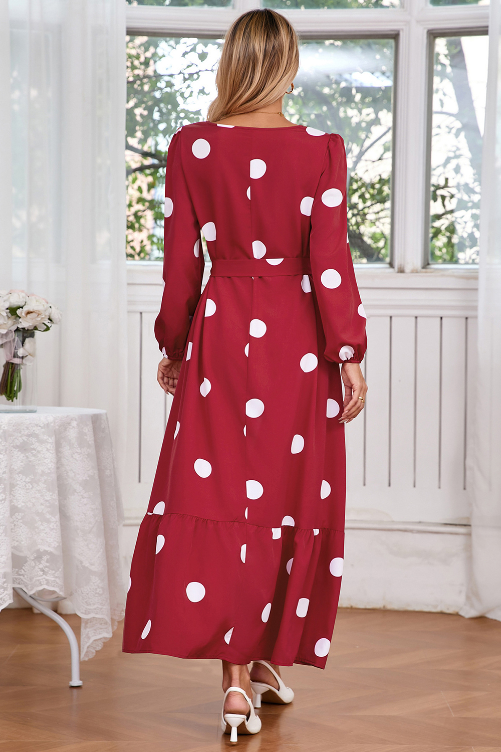 Round Neck Long Balloon Sleeve Cocktail Dress