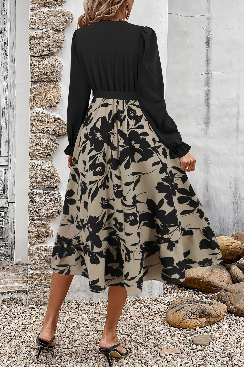 V-Neck Flared Long Sleeve Ruched Floral Midi Cocktail Dress