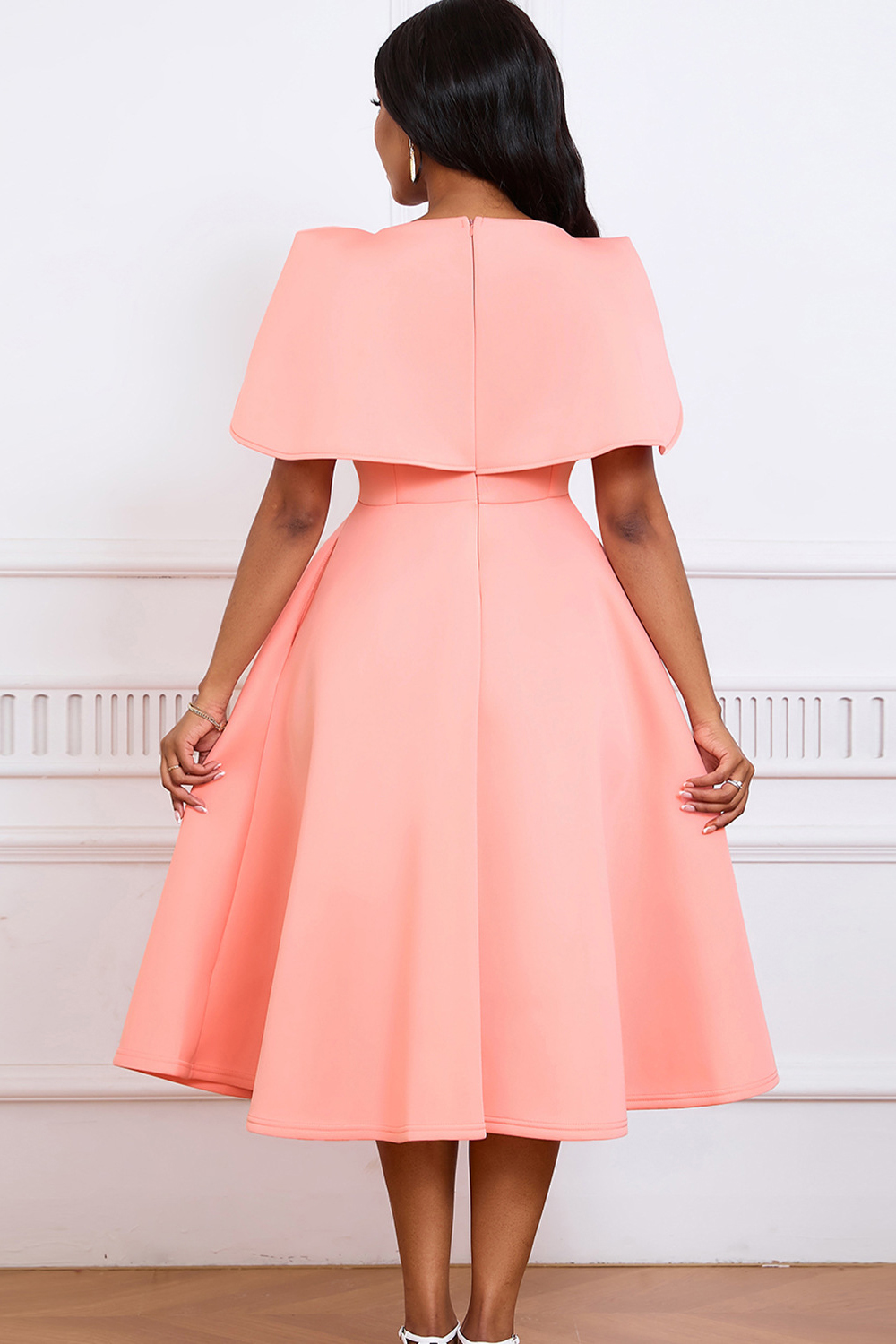 Round Neck Ruched Short Sleeve Knee-Length Cocktail Dress