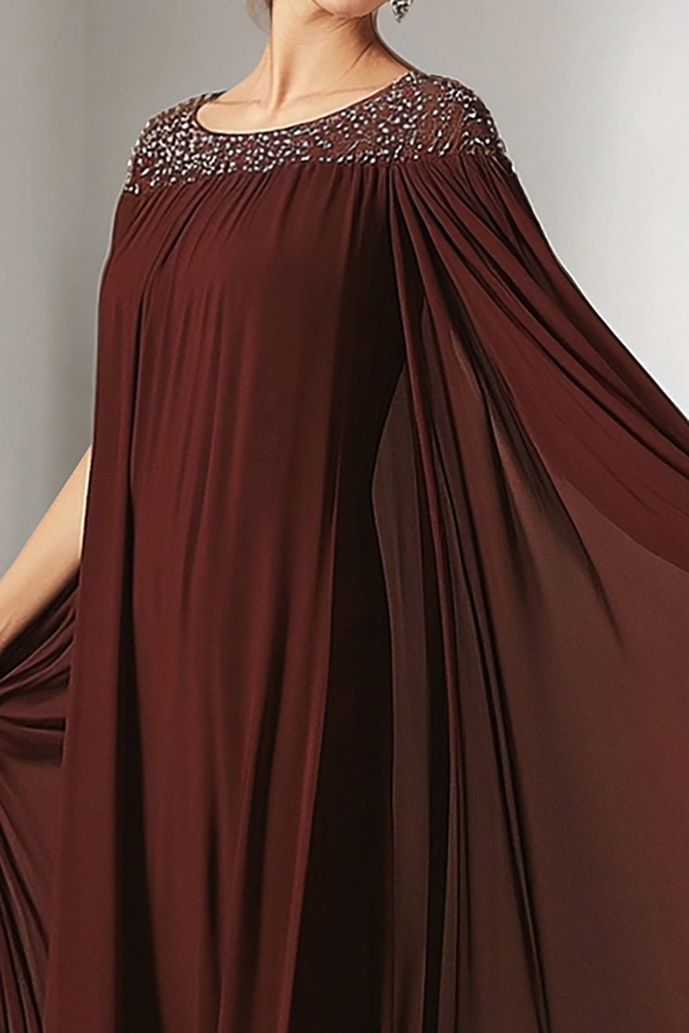 Flowy Burgundy Scoop Neck Chiffon Maxi Mother of the Bride Dress