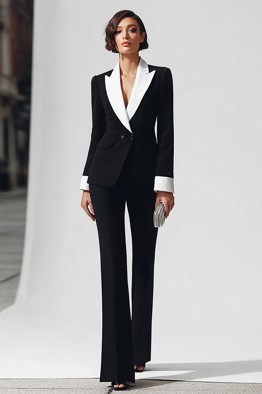 2 Piece Black Peak Lapel Flare Leg Business Suits with Sleeves