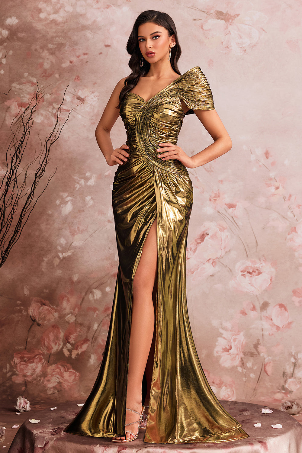 Metallic Golden One Shoulder Ruched Long Mermaid Evening Dress with Slit
