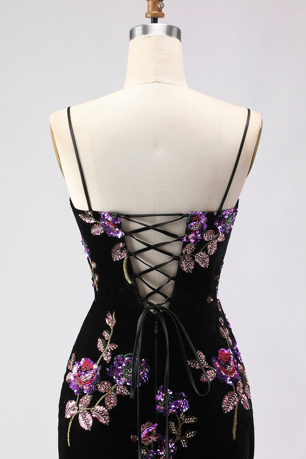 Floral Black Sheath Spaghetti Straps Long Sequins Prom Dress with Slit