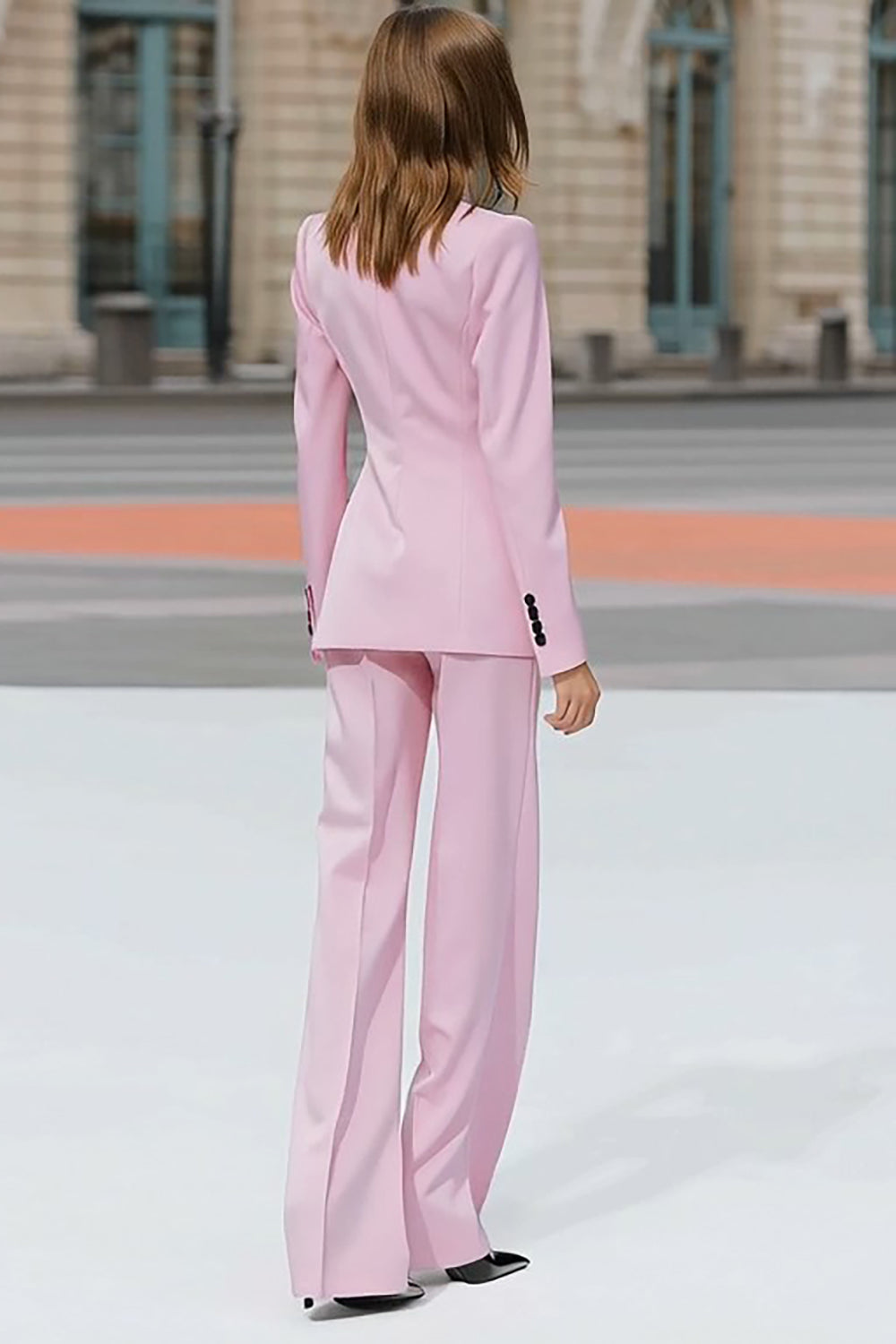 Pink 2 Piece Double Breasted Peak Lapel Business Suits