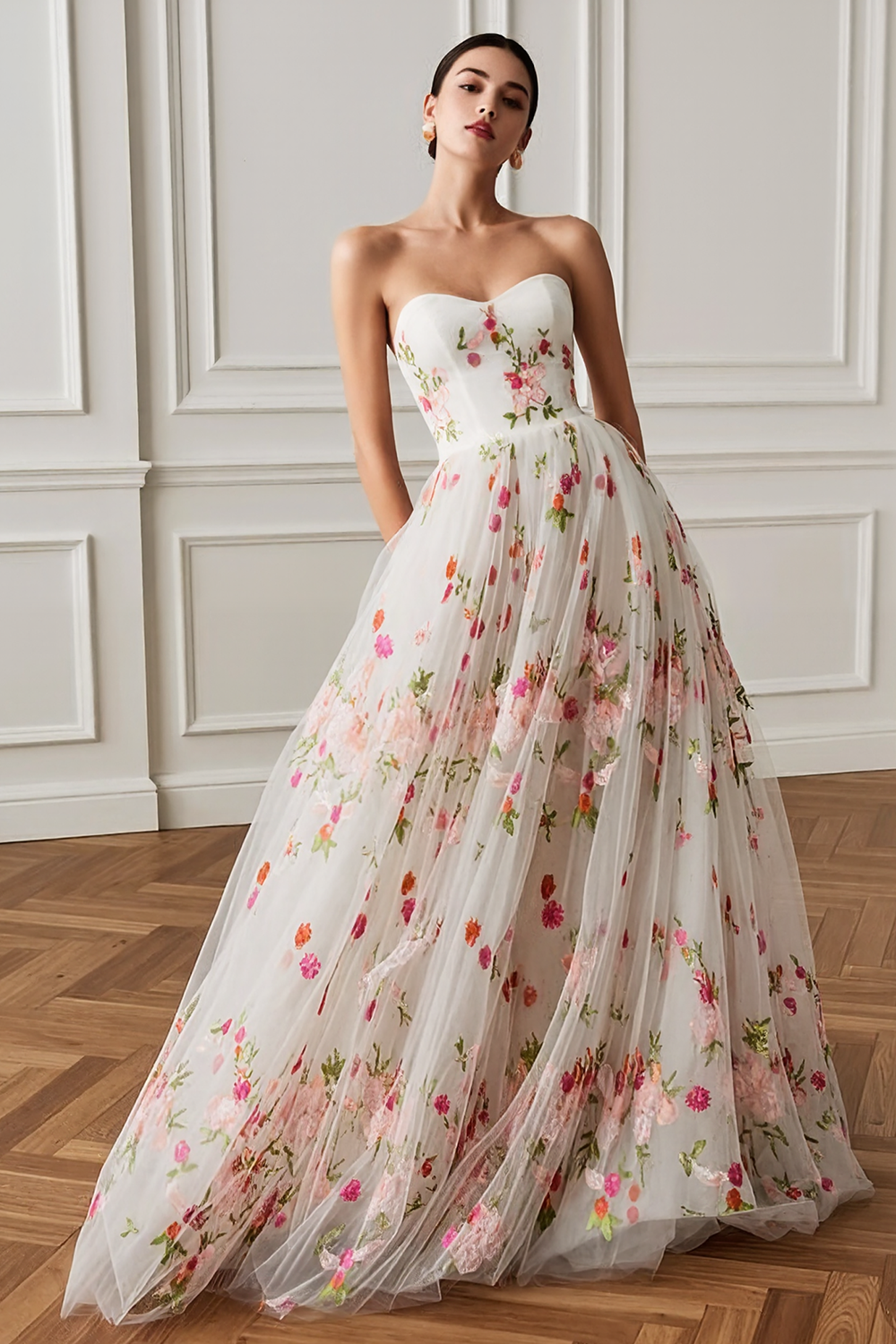 Floral White A-Line Sweetheart Long Prom Dress