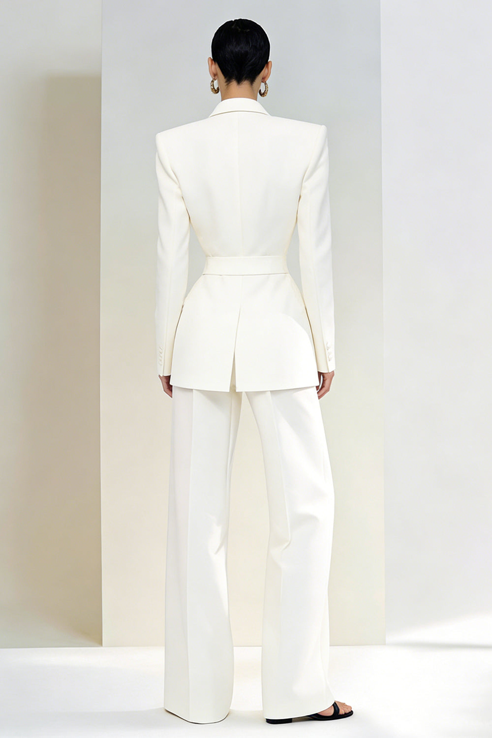 2 Piece Ivory Single Breasted Peak Lapel Business Suits