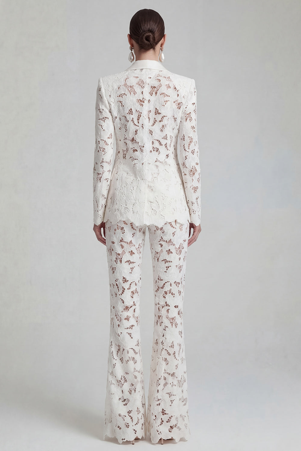 2 Piece White Lace Peak Lapel Single Breasted Long Sleeves Party Suits