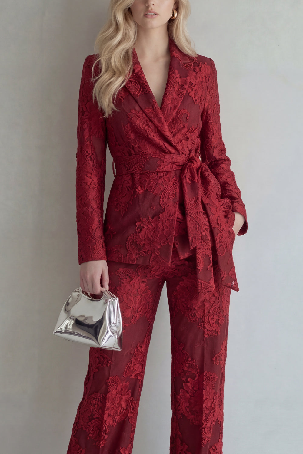 Red Floral Peak Lapel 2 Piece Long Sleeves Party Suits with Sash