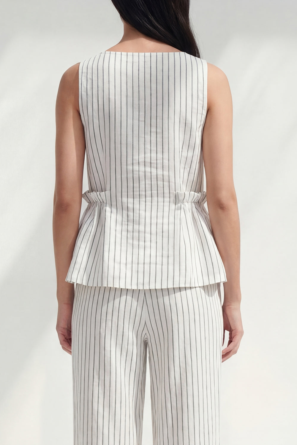 2 PieceWhite  Ruffled Boat Neck Striped Sleeveless Business Suits