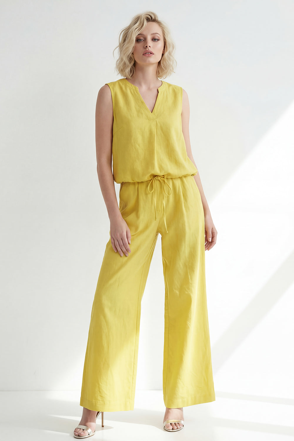 Butter Yellow 2 Piece V-Neck Wide Leg Sleeveless Business Suits