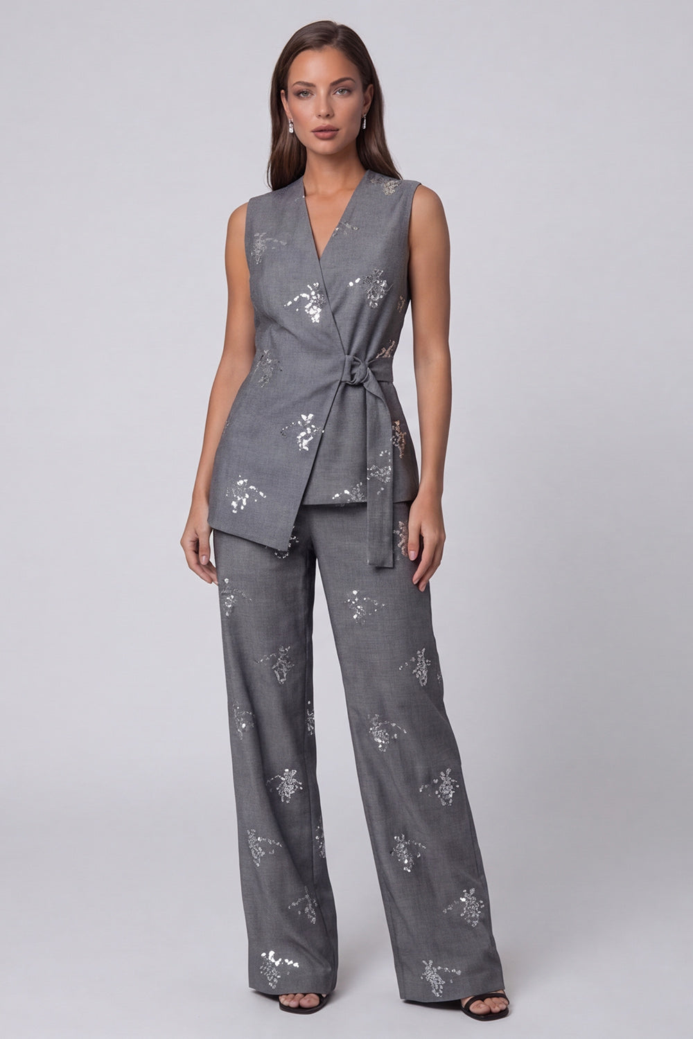 Sparkly Dark Grey V Neck 2 Piece Business Suits with Sequins