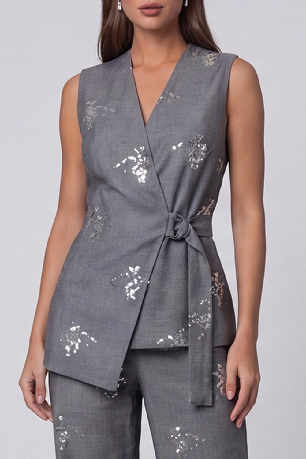 Sparkly Dark Grey V Neck 2 Piece Business Suits with Sequins