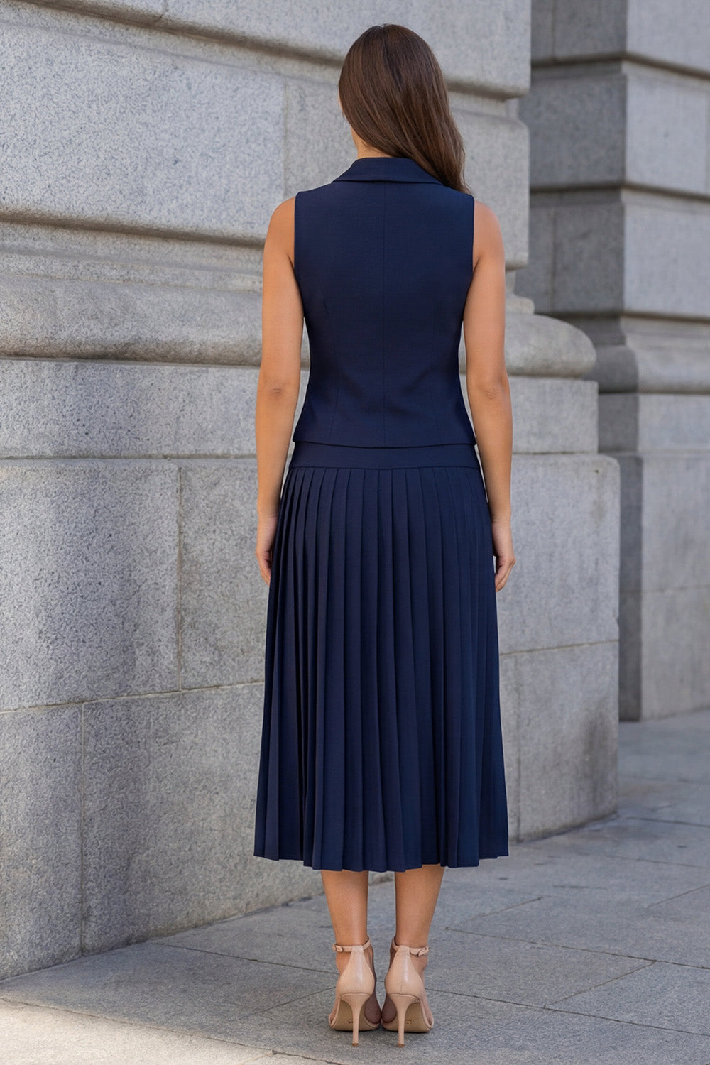 Navy 2 Piece Shawl Lapel Single Breasted Business Suits with Pleats