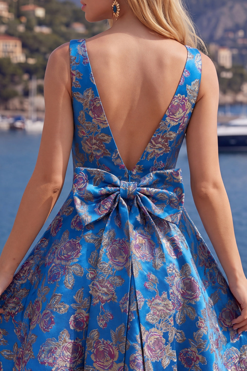 Black A Line Floral V-Neck Short Homecoming Dress with Bow