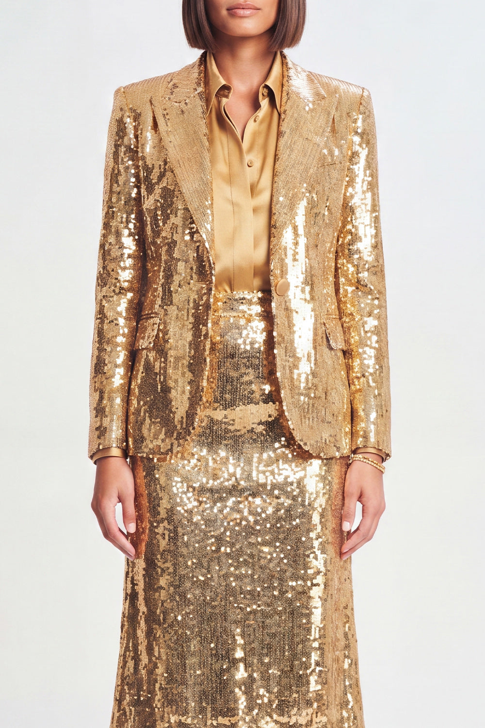 Sparkly Sequins Golden 2 Piece Peak Lapel Midi Prom Suits