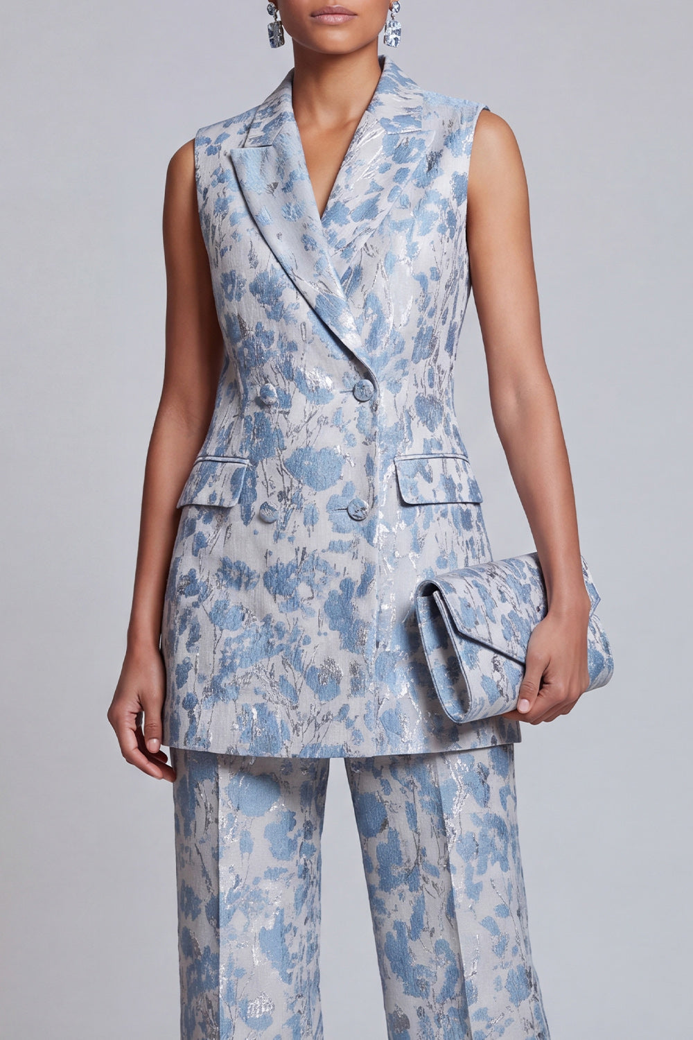 2 Piece Peacock Blue Peak Lapel Double Breasted Floral Prom Suits