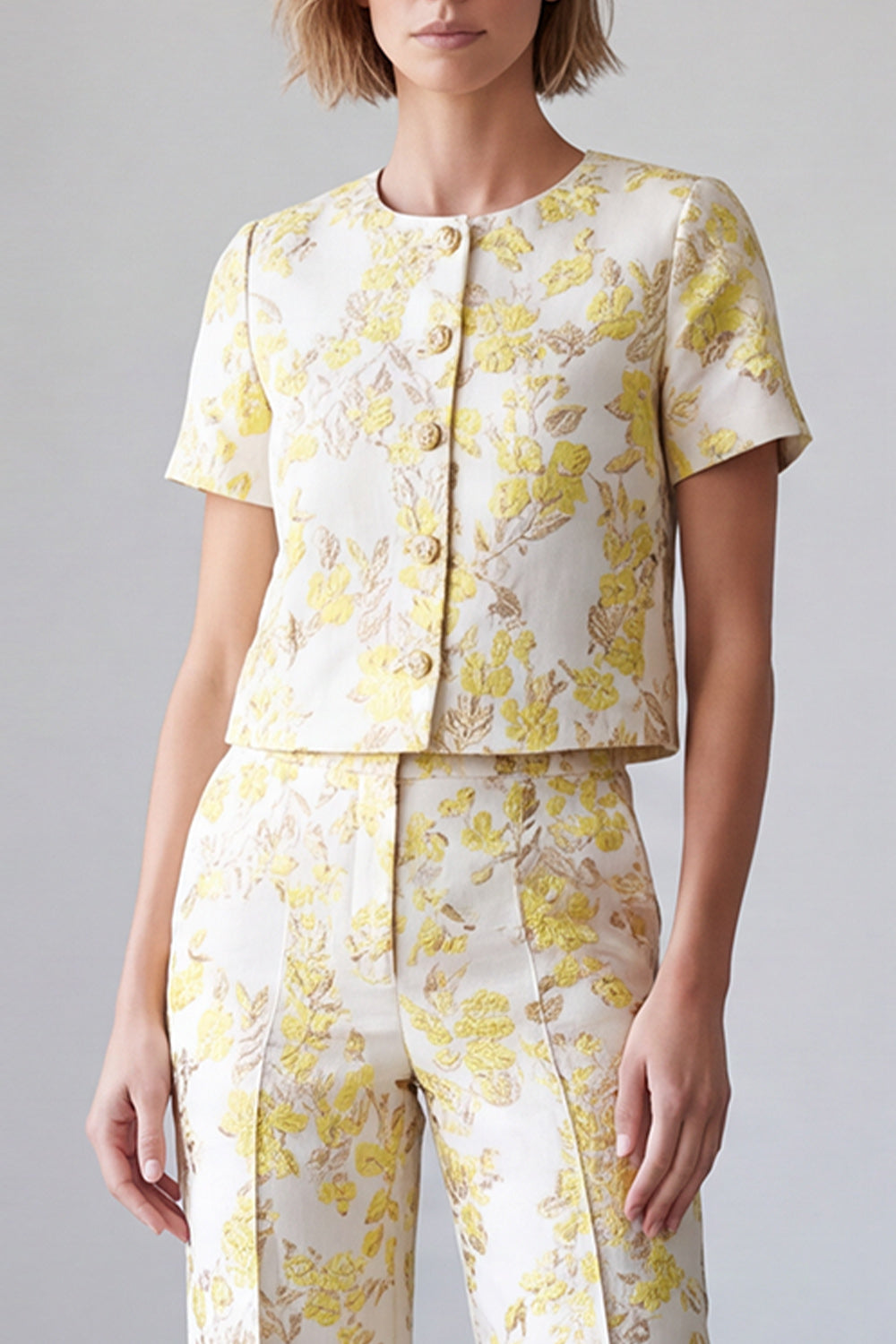 2 Piece Light Yellow Jacquard Round Neck Prom Suits with Sleeves
